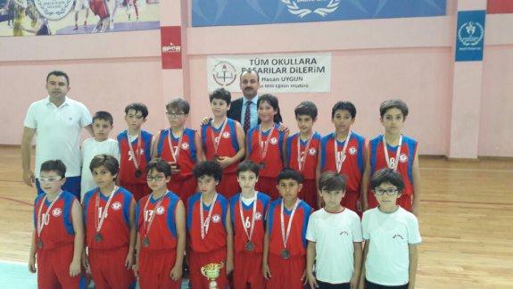İlkokullar Arası Basketbol Turnuvası Sonuçlandı