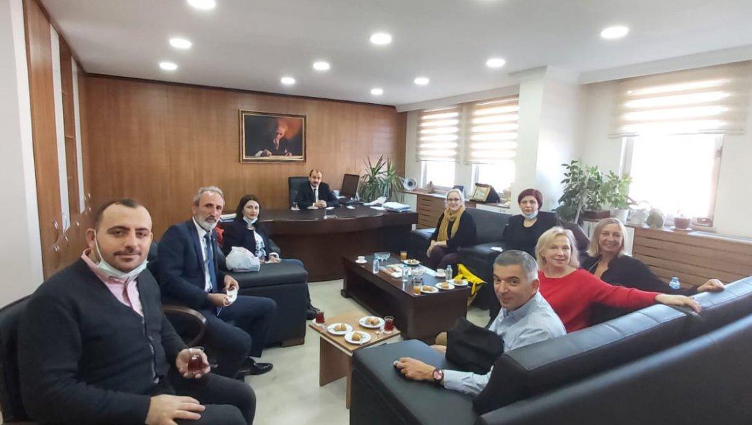 Akçansa Fatih Sultan Mehmet Ortaokulu Erasmus ortağı misafir öğretmenler İlçe Milli Eğitim Müdürümüzü ziyaret ettiler.